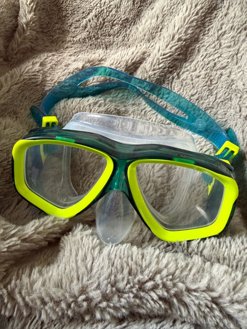 Speedo Dive Junior Swim Mask - Green and Neon Yellow with Blue Strap